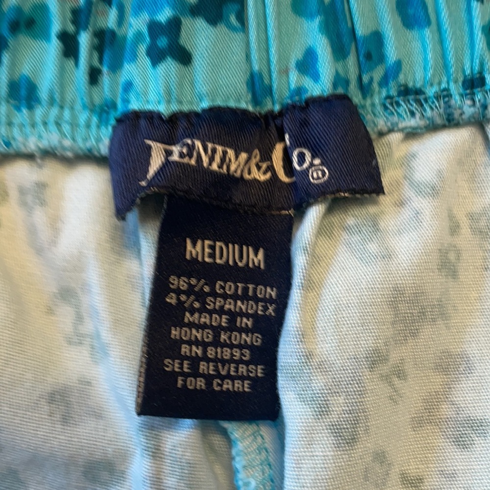 Denim & Co pull on Capri pants - Picture 7 of 7